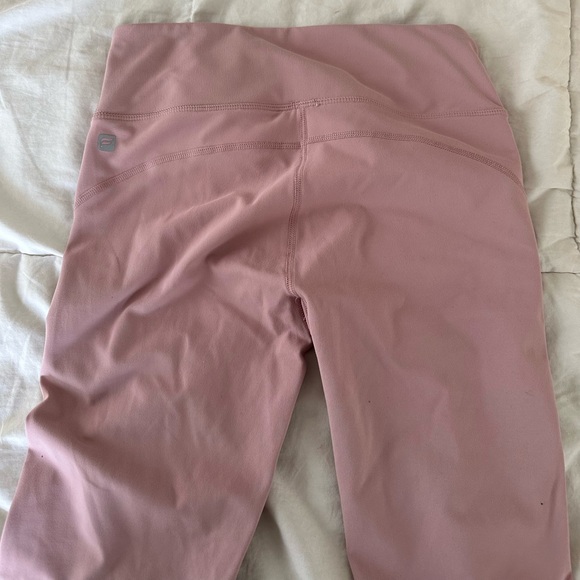 Fabletics - Picture 2 of 3